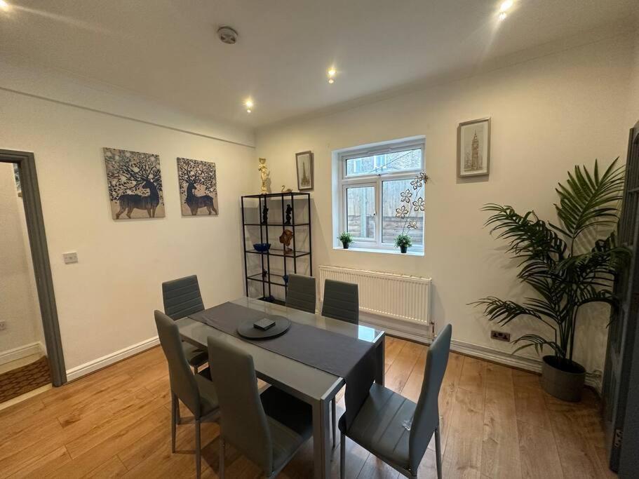 5 Bedroom House Se6 Λονδίνο Εξωτερικό φωτογραφία
